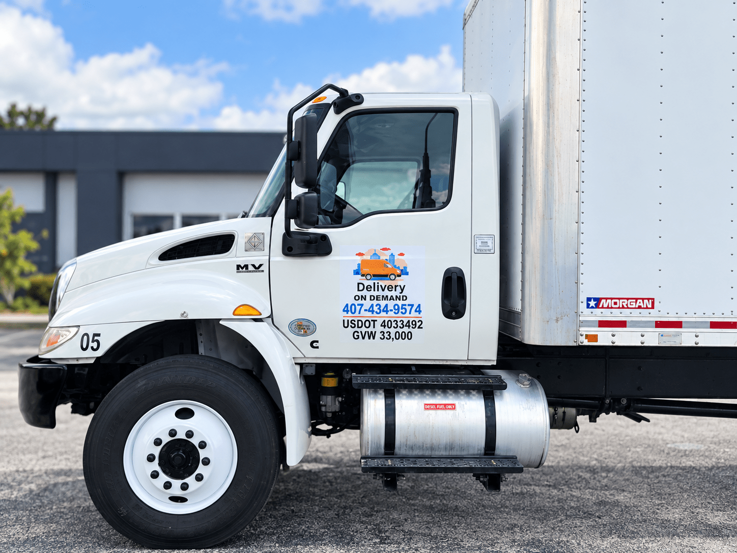 Delivery On Demand box truck for LTL freight in Florida